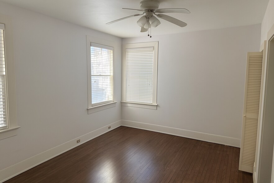 Building Photo - 509 Thorn Pl