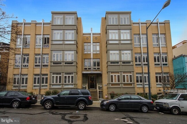 Building Photo - 2363 Champlain St NW