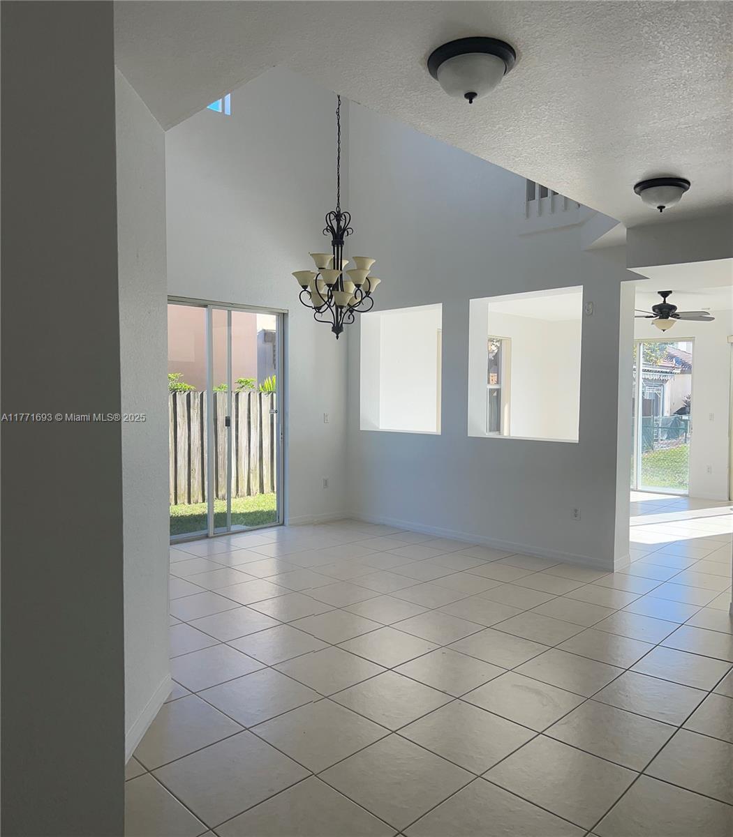 Building Photo - 4409 NW 113th Ct