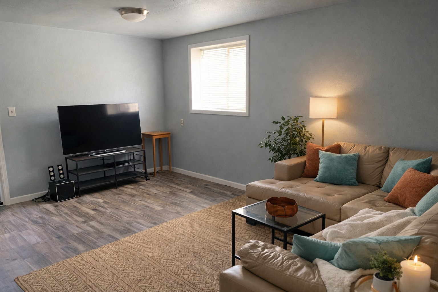 Building Photo - 2327 Lexington Ave