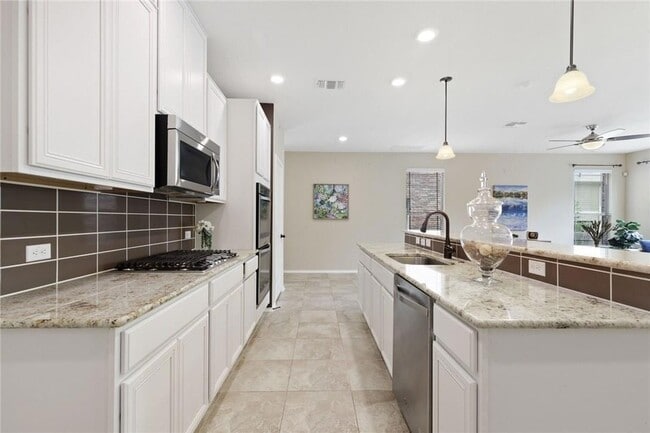 Building Photo - 404 Buttercup Creek Blvd