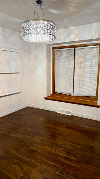 Building Photo - 200 Harvest Way