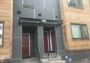 Building Photo - Contemporary Brookland 2 bed/2.5 bath cond...