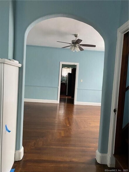 Building Photo - 214 Goffe Terrace