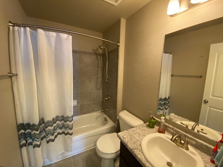 Building Photo - 7451 Thorn Brush Way