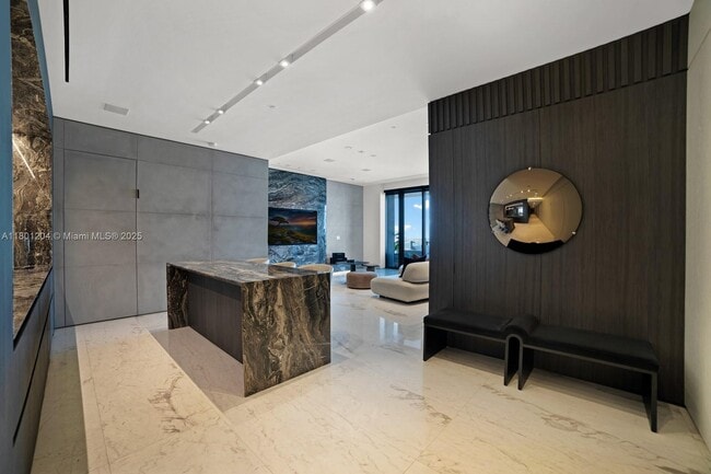 Building Photo - 17141 Collins Ave