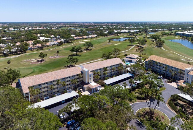 Building Photo - GORGEOUS 2 BEDROOM, 2 BATHROOM 1ST FLOOR CONDO LOCATED IN THE HIGHLY SOUGHT AFTER TENTH FAIRWAY A...