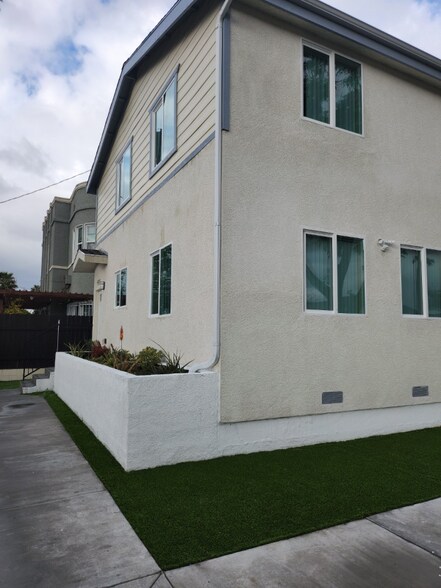 Building Photo - 4828 McKinley Ave