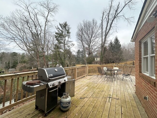 Building Photo - Spacious Home in Blacksburg VA.