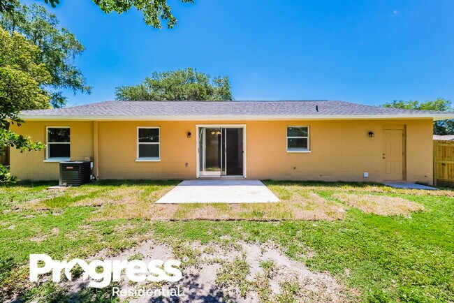 Building Photo - 5202 Burr Pl