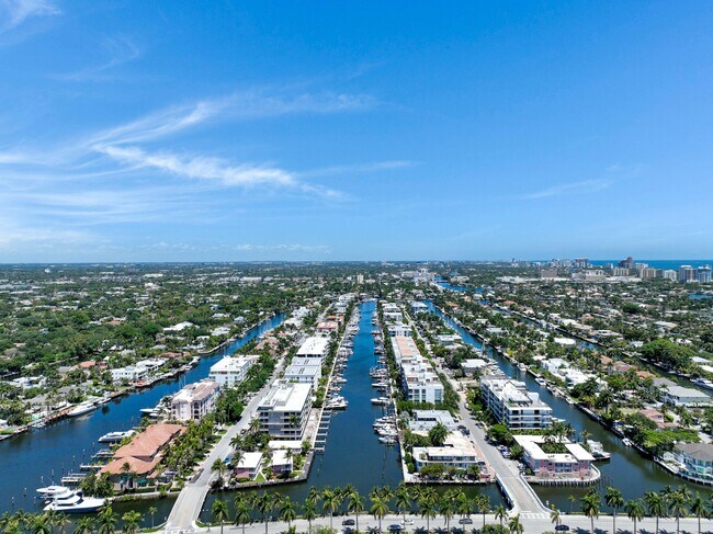 Building Photo - 1770 E Las Olas Blvd
