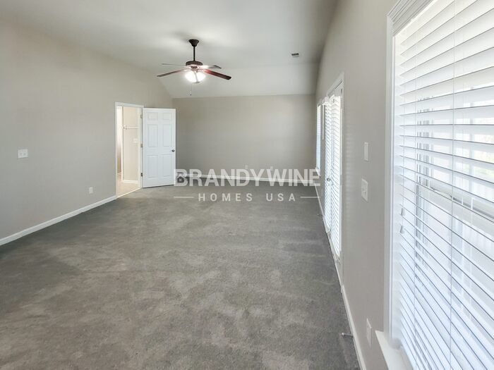 Building Photo - 967 Cairn Creek Dr