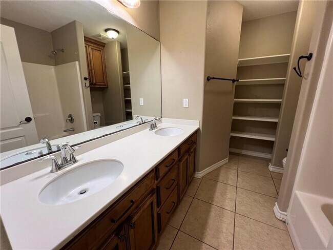 Building Photo - 7525 Brush Creek Dr