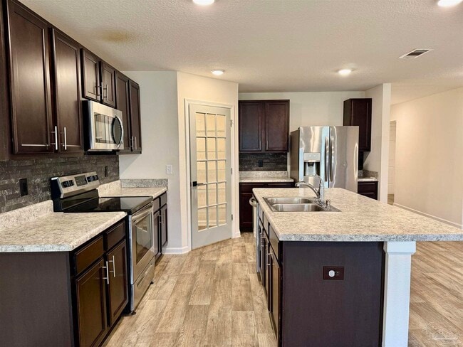 Building Photo - 6420 Churchill Cir