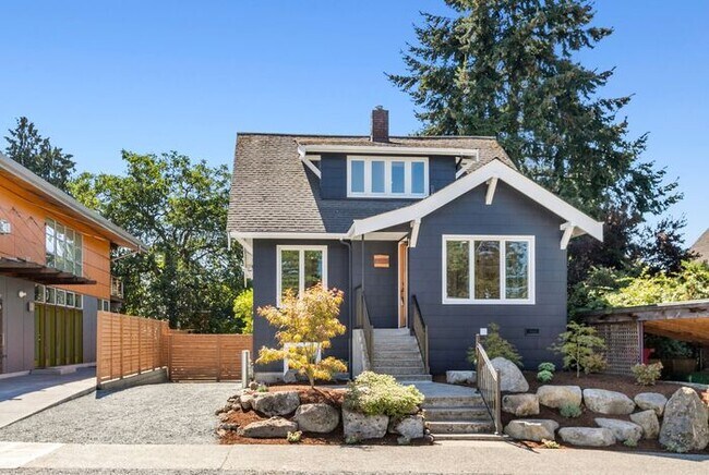 Building Photo - Stunningly Remodeled 1905 Beauty w/ AIR CO...