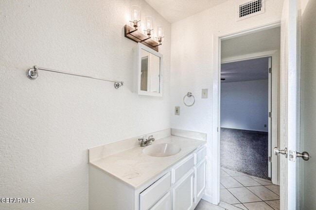 Building Photo - 293 Atlantic Rd