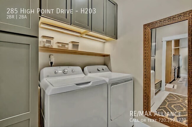 Building Photo - 285 High Point Dr