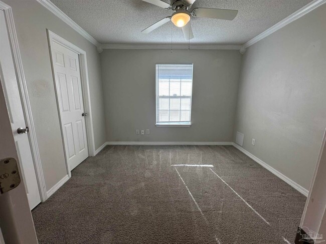 Building Photo - 9137 Daytona Dr