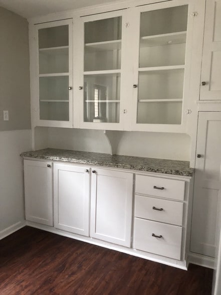 Building Photo - 92 Trowbridge St