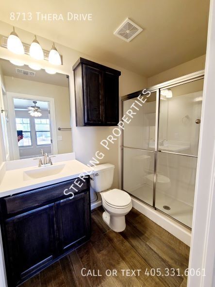 Building Photo - 8713 Thera Dr