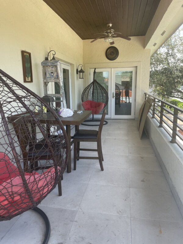 Building Photo - 16400 NW 82nd Ct