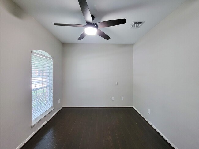 Building Photo - 20711 Mansfield Bay Ln