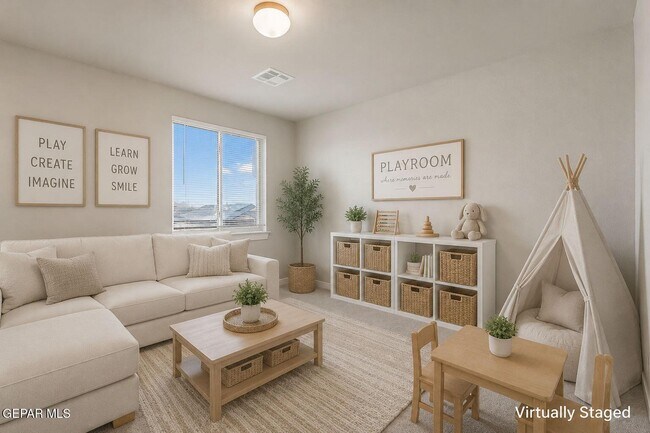 Building Photo - 14724 Tierra Fortaleza Ave