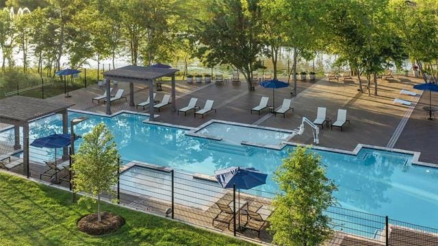 Building Photo - 316 Oakmont Dr