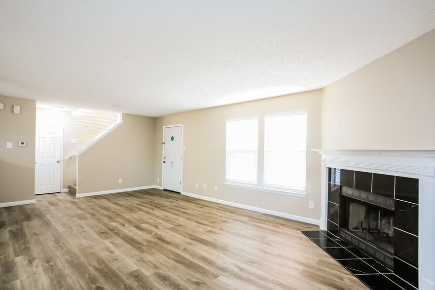 Building Photo - 2029 Angel Tear Ct