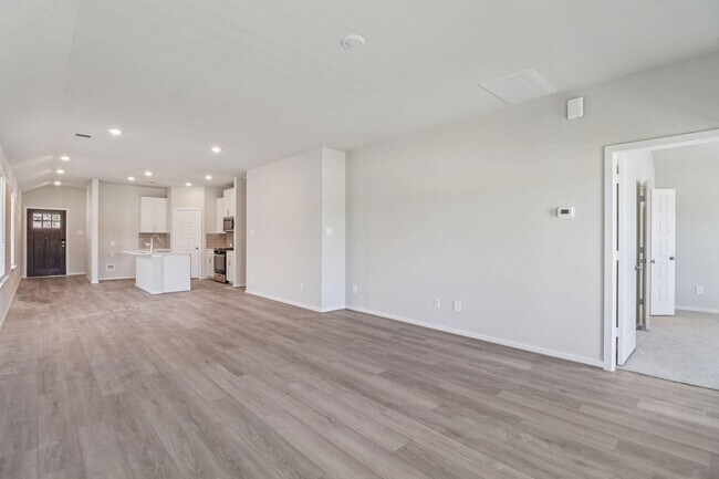 Building Photo - 416 Sunrise Ranch Dr