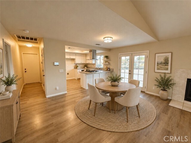 Building Photo - 15255 Rancho Rd