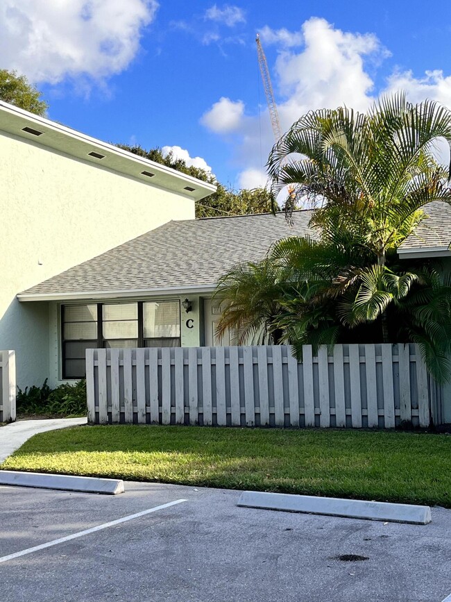 Building Photo - 431 Jupiter Lakes Blvd