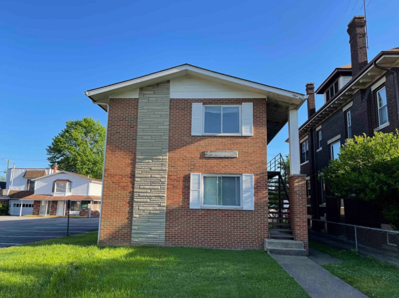 Primary Photo - 340 6th Ave