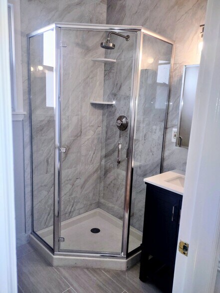 Building Photo - 110 Franklin St