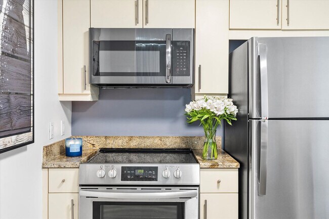 Building Photo - 2889 McFarlane Rd