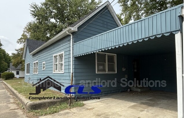 Building Photo - 2401 Garfield Ave