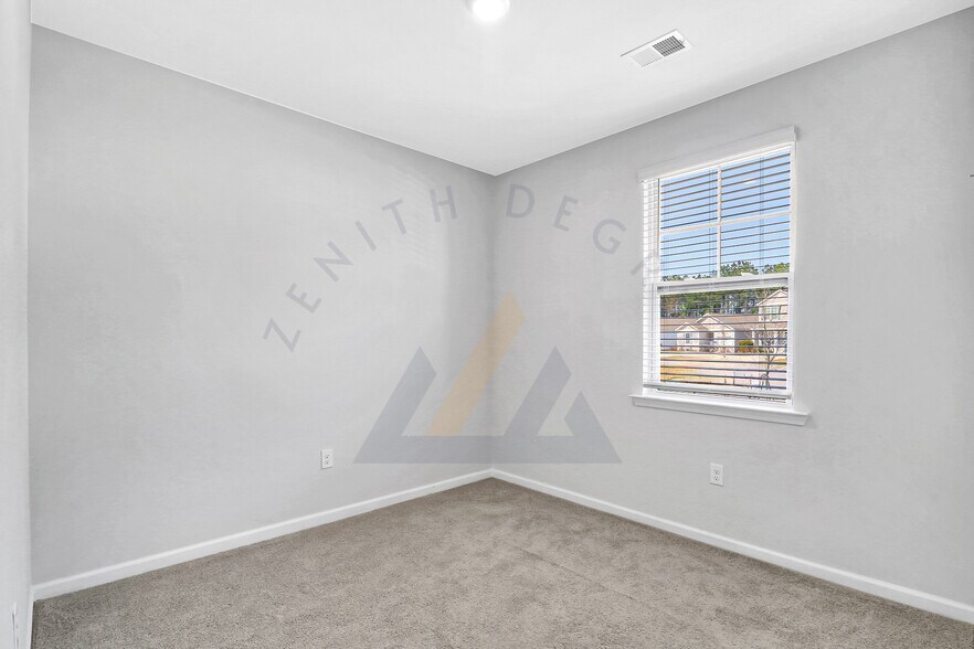 Building Photo - 2222 Sanctum St