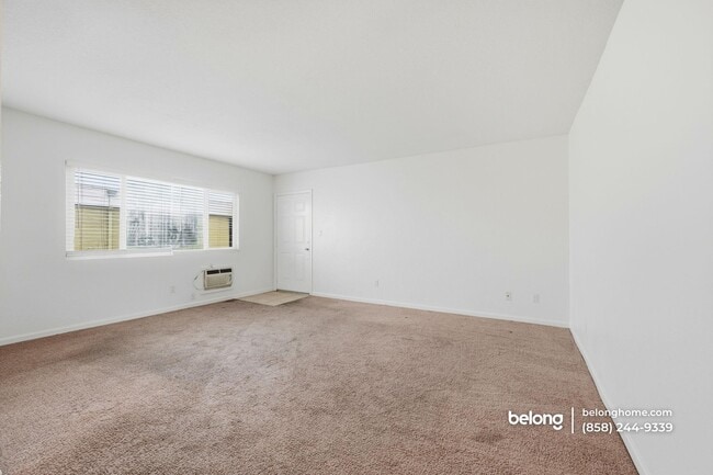 Building Photo - 6666 Beadnell Way