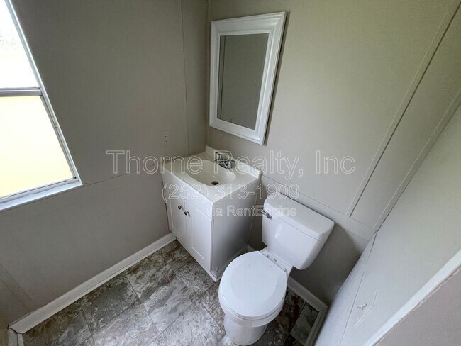 Building Photo - 39 Travis Ln