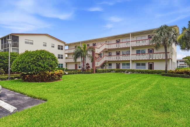 Building Photo - 368 Mansfield Dr