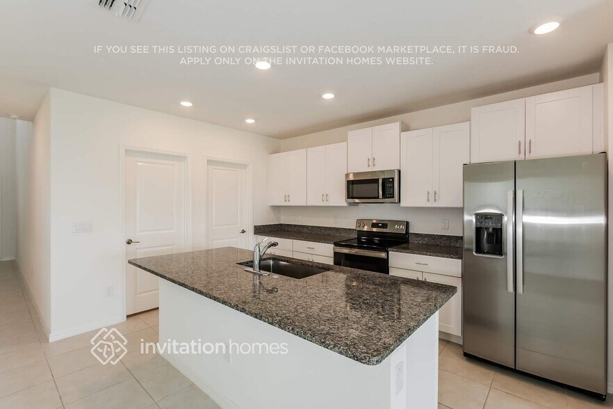 Building Photo - 11028 Radiant Shr Lp