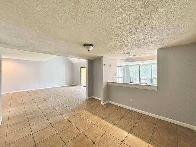 Building Photo - 5143 Puritan Cir