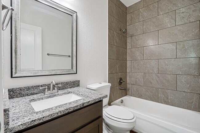 Building Photo - 5913 Ruidoso Downs St