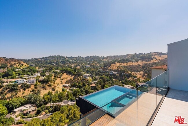 Building Photo - 7567 Hermes Dr