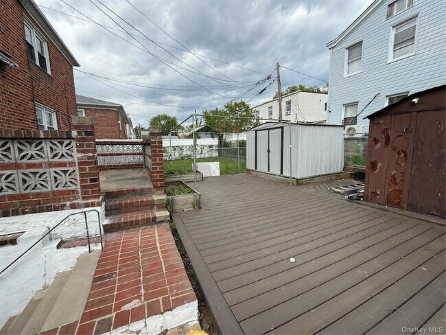 Building Photo - 23-43 120th Street Unit Duplex 1 + BASEMENT