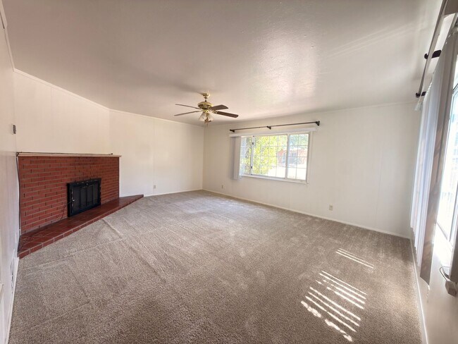 Building Photo - 1831 Childers Dr NE