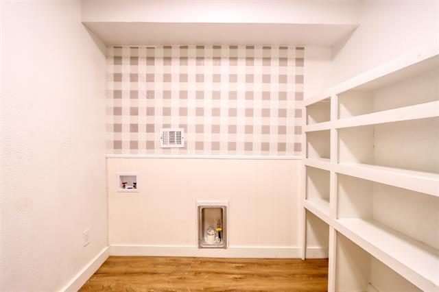 Building Photo - 315 E Avenue F