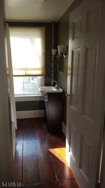 Building Photo - 315 2nd St