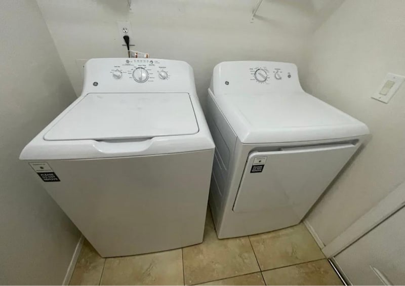 Building Photo - 1815 N 120th Dr