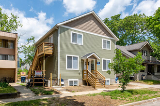 Building Photo - 943 Dewey-943DEW-2